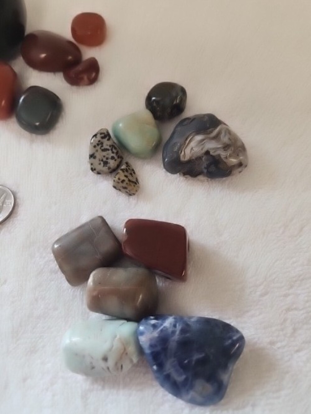 25 Mixed Polished Gemstone Lot #3 with Black Sphere - Picture 5 of 9